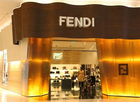 FENDI OUTLET .